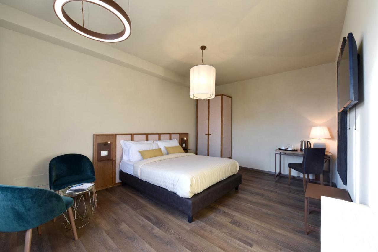 Bed and Breakfast Cascina La Badia Montegrosso dʼAsti Zewnętrze zdjęcie