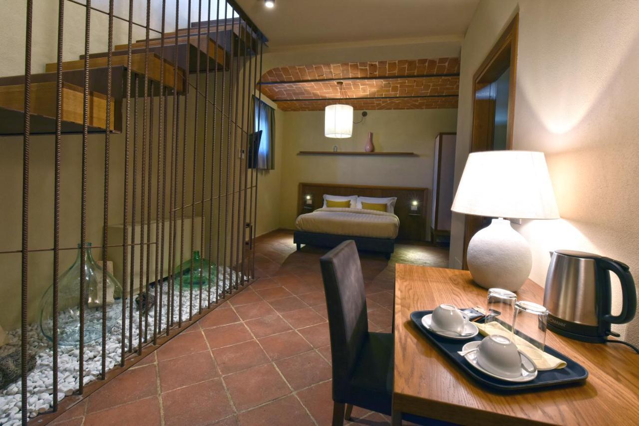 Bed and Breakfast Cascina La Badia Montegrosso dʼAsti Zewnętrze zdjęcie