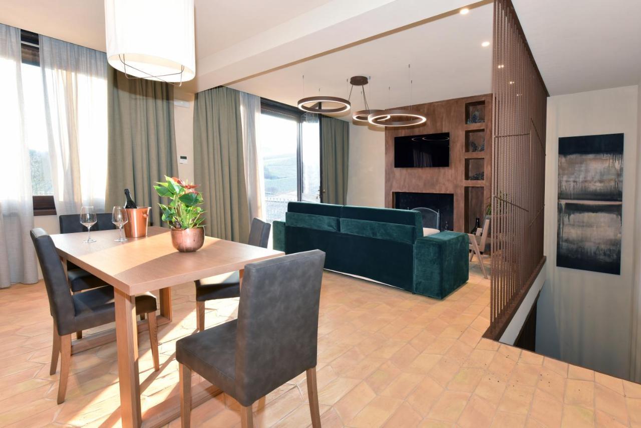 Bed and Breakfast Cascina La Badia Montegrosso dʼAsti Zewnętrze zdjęcie