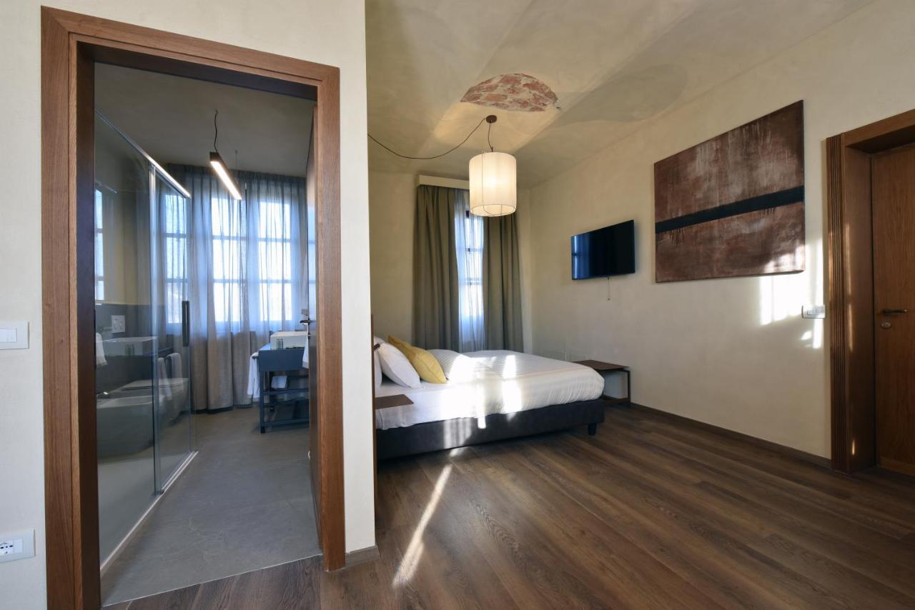 Bed and Breakfast Cascina La Badia Montegrosso dʼAsti Zewnętrze zdjęcie